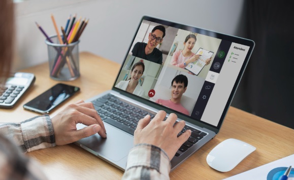 Cómo mantener la colaboración en equipos remotos 1 Cómo mantener la colaboración en equipos remotos